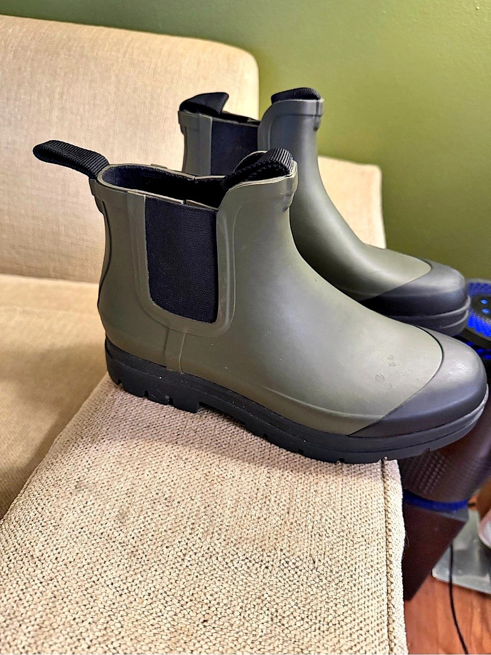 Everlane The Rain Boot Green Chelsea Rain Boots
